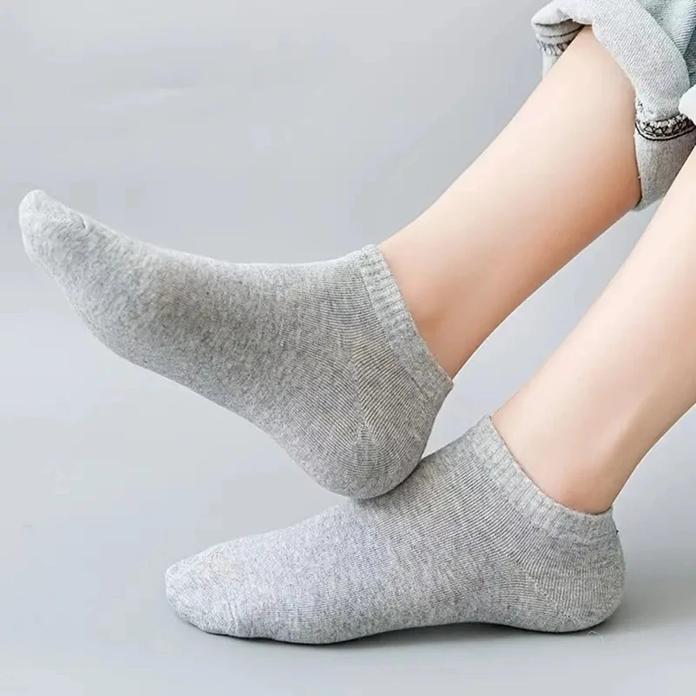 12 Pairs of Solid Color Socks 12 Pairs of Men's Solid Color Socks Blue Wolf Store