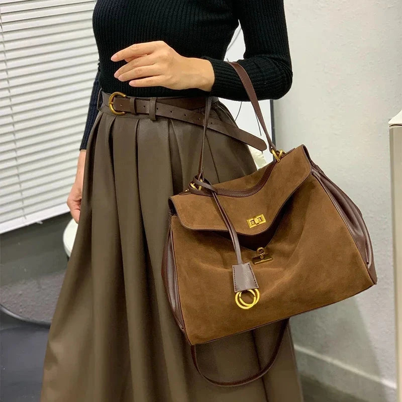 Astoria Savoy – Elegant Leather Bag Astoria Savoy – Elegant Leather Bag Blue Wolf Store