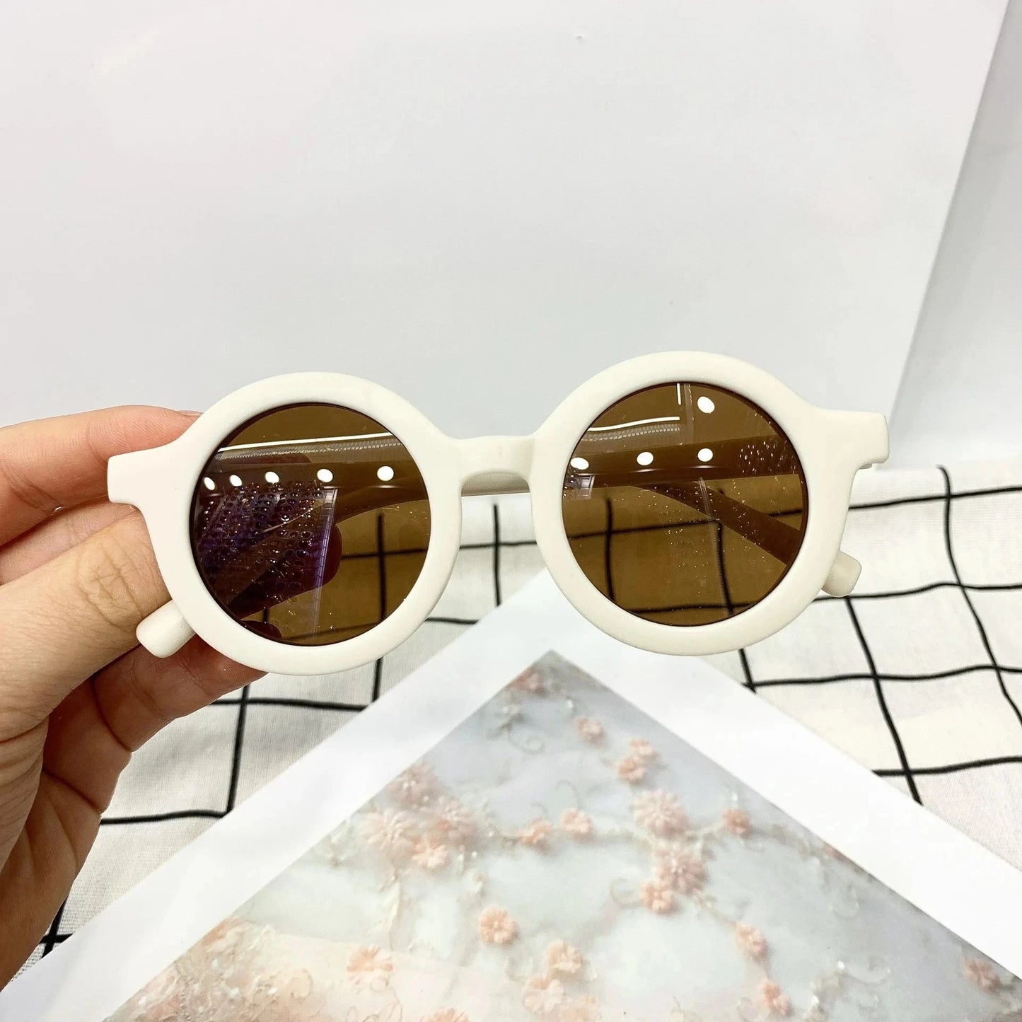 Children's UV400 Sunglasses Children's UV400 Sunglasses Blue Wolf Store White