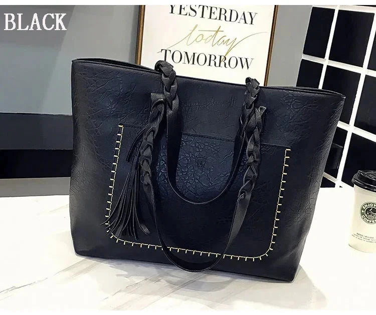Elegant Women's Leather Bag Amélie Elegant Women's Leather Bag Amélie Blue Wolf Store