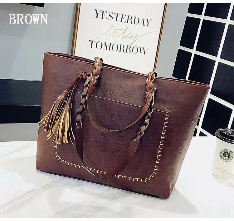 Elegant Women's Leather Bag Amélie Elegant Women's Leather Bag Amélie Blue Wolf Store