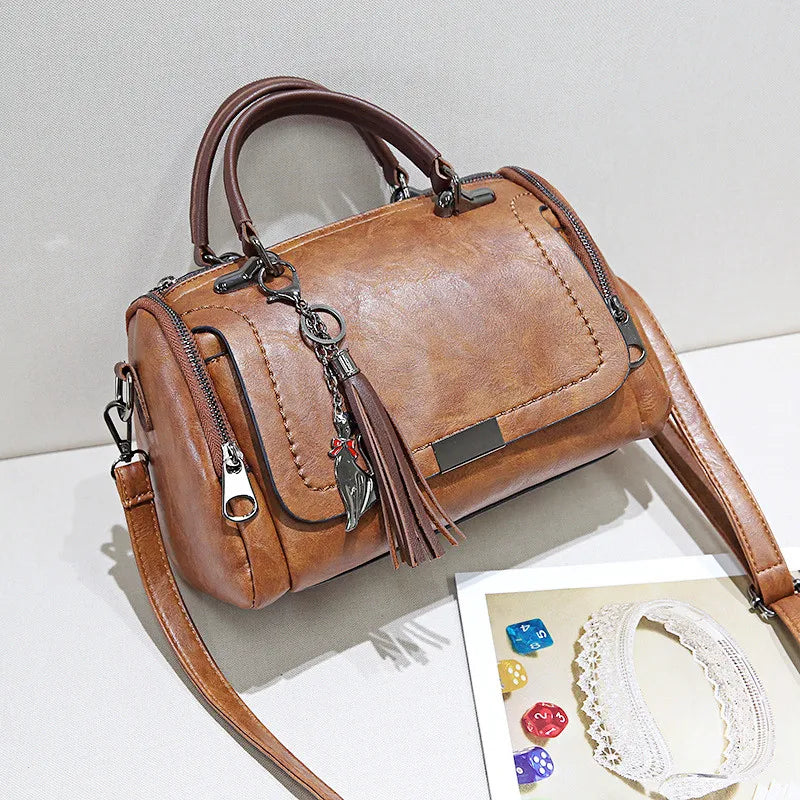 Elegant Women's Leather Shoulder Bag Alice Elegant Women's Leather Shoulder Bag Alice Blue Wolf Store