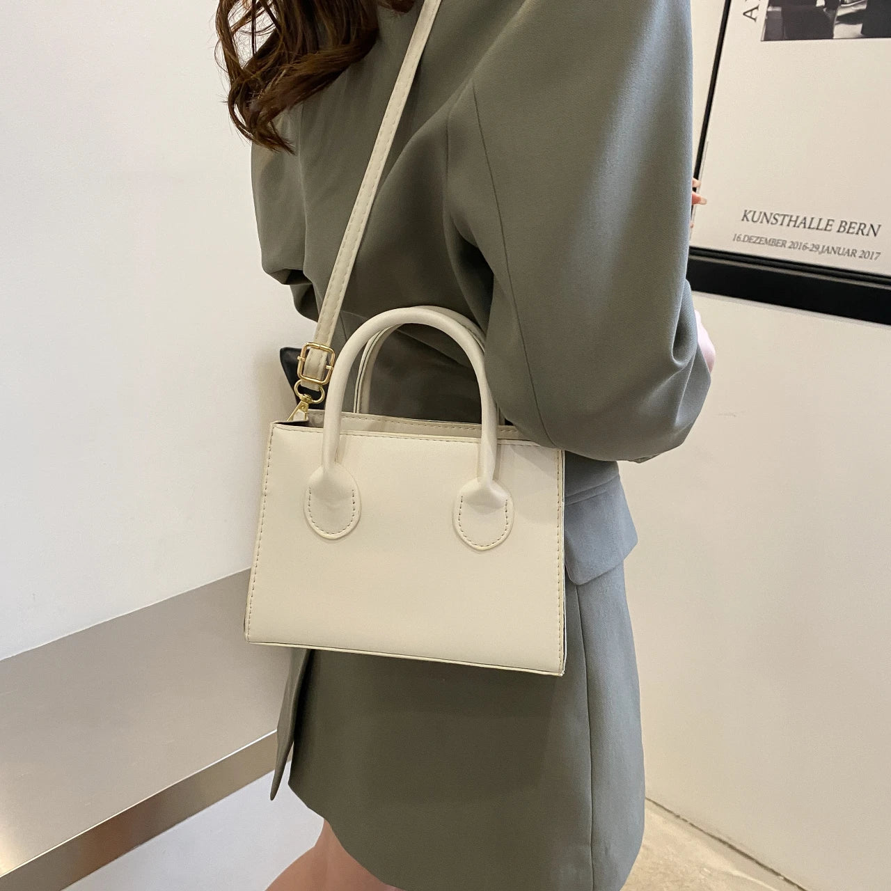 Laurel Minimalist Leather Bag Laurel Minimalist Leather Bag Blue Wolf Store