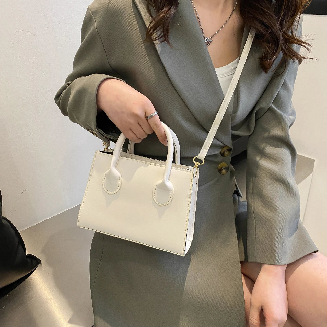 Laurel Minimalist Leather Bag Laurel Minimalist Leather Bag Blue Wolf Store