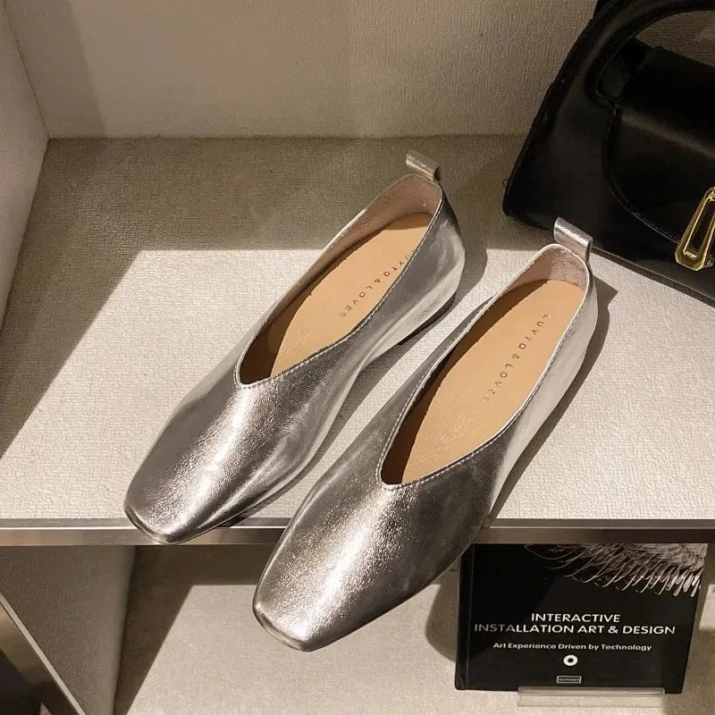 Luxe Veronne – Elegant Women's Leather Flats Luxe Veronne – Elegant Women's Leather Flats Blue Wolf Store