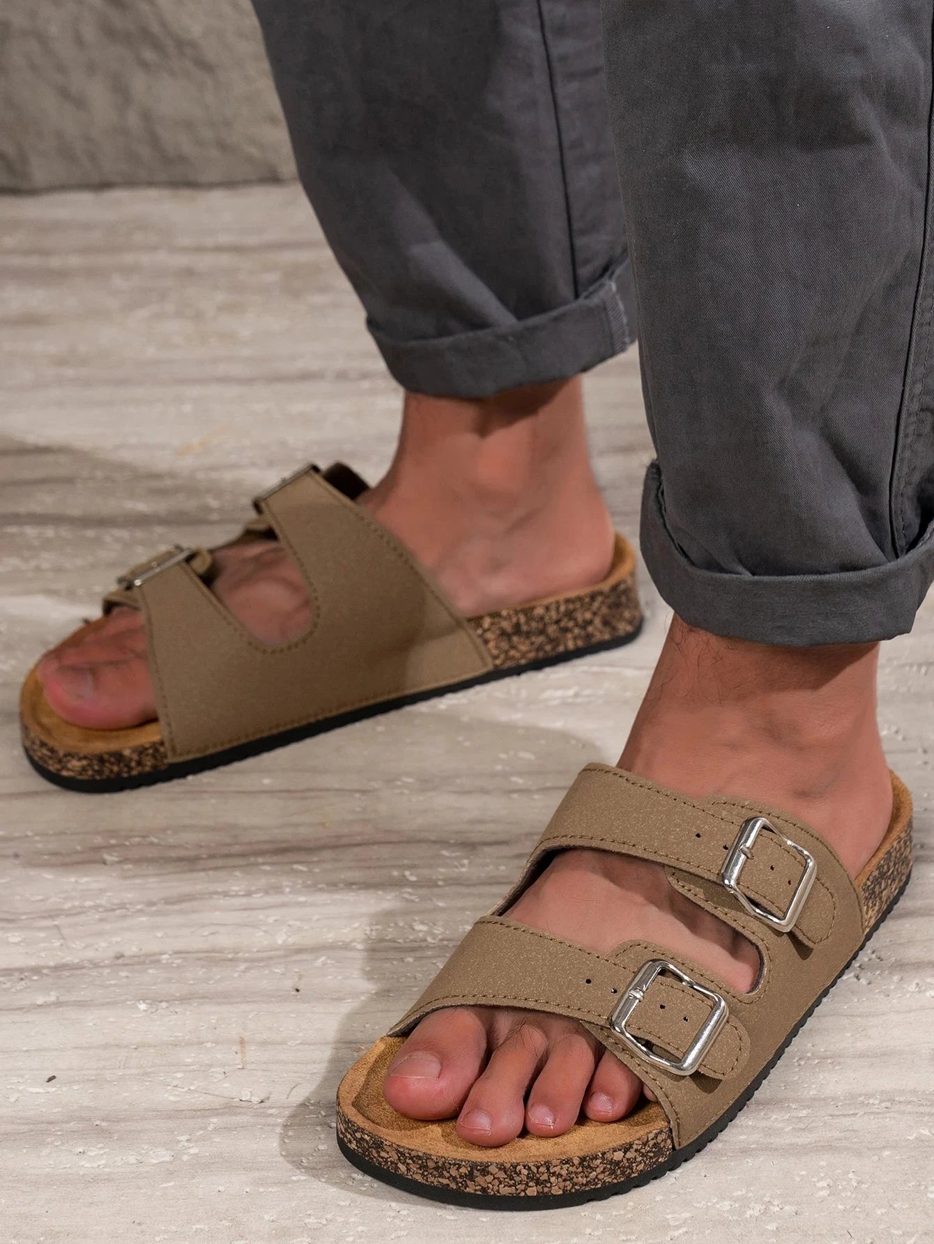Men's Fashionable Slippers for Home and Outdoor Waterproof Non-Slip Slip-On Fashionable Versatile Slippers Blue Wolf Store