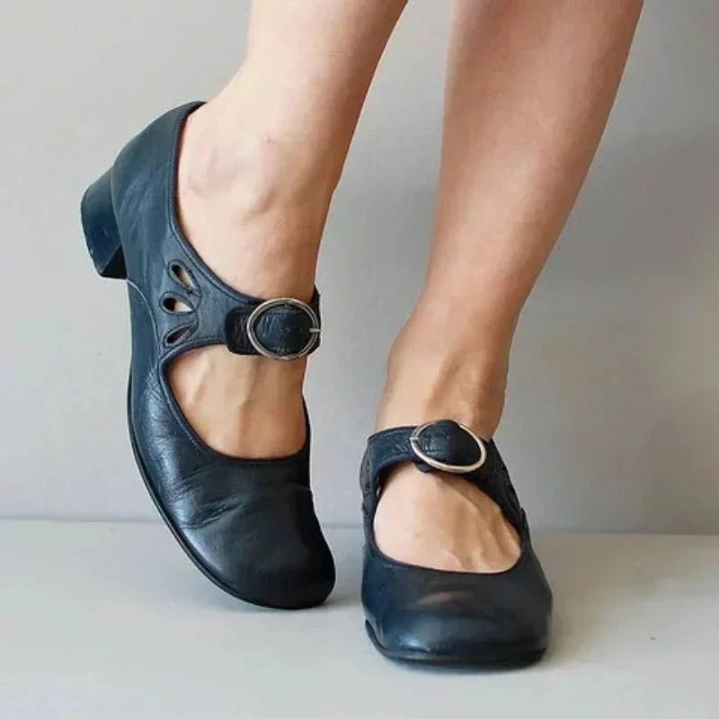 Passione Delicata Women's Shoes with Buckle Passione Delicata Women's Shoes with Buckle Blue Wolf Store