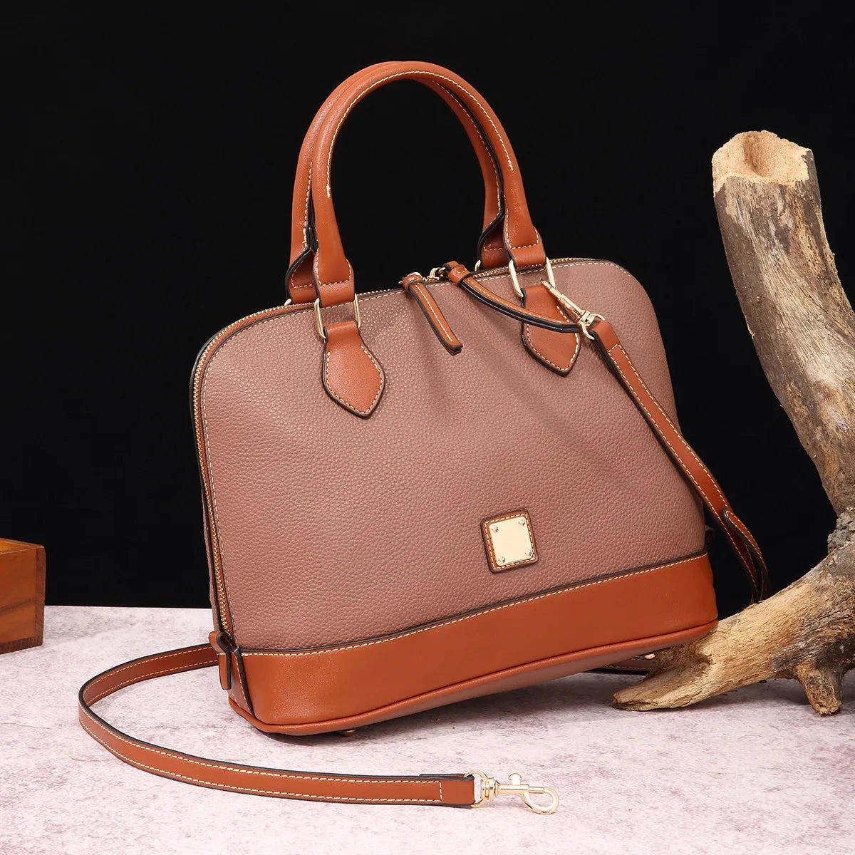 Retro Women's Leather Bag - Helena Classic Retro Women's Leather Bag - Helena Classic Blue Wolf Store Elephant Color