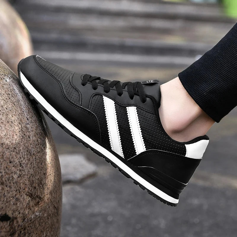 Sneakers Men Casual Shoes Light Suede 2024 New Classic Men Running shoes Outdoor Breathable Mesh Jogging Sport Shoes Blue Wolf Store