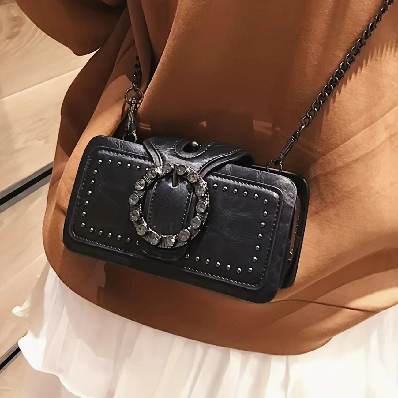 Vintage-Style Square Leather Crossbody Bags Vintage-Style Square Leather Crossbody Bags Blue Wolf Store