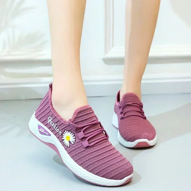 Women's Shoes Autumn New Style True Fly Weaving Old Beijing Cloth Shoes Little Daisy Women's Casual Sports Shoes Walking Shoes Blue Wolf Store