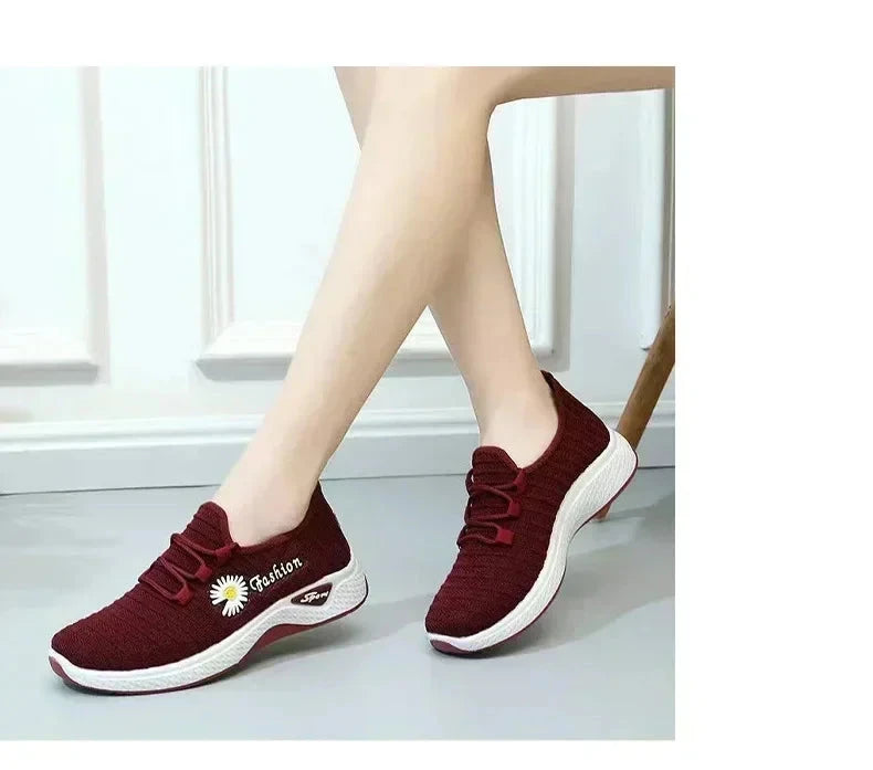 Women's Shoes Autumn New Style True Fly Weaving Old Beijing Cloth Shoes Little Daisy Women's Casual Sports Shoes Walking Shoes Blue Wolf Store
