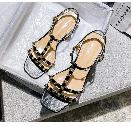 2023 Summer low heel women rivets sandals thin ribbon fashion Korean design girls shoes large size wear slippers free delivery Blue Wolf Store 