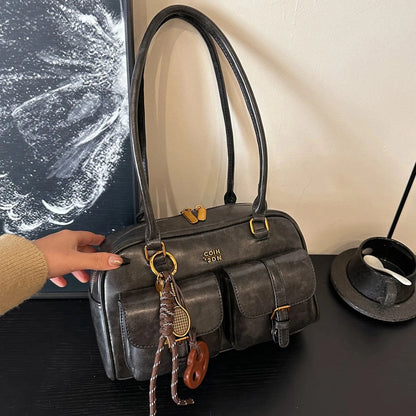 Fashionable retro high-quality shoulder bag, niche design with bread knot pendant, simple and high-value underarm bag, Blue Wolf Store 