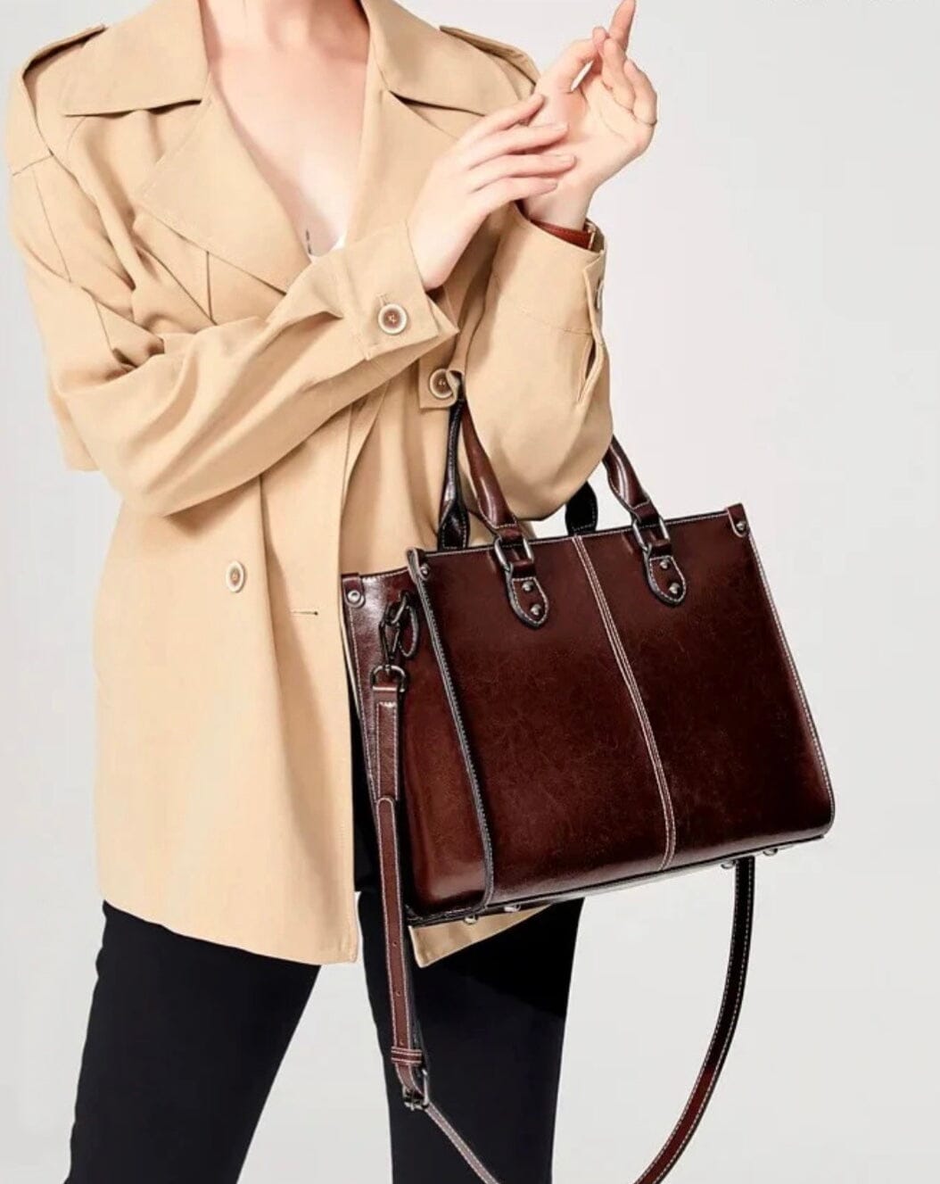L’Essence Elegance Women's Leather Bag. Blue Wolf Store 