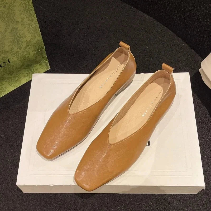 Luxe Veronne – Elegant Women's Leather Flats Luxe Veronne – Elegant Women's Leather Flats Blue Wolf Store 