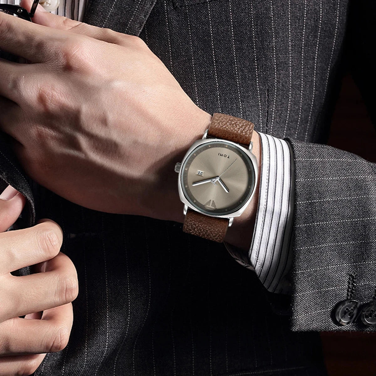 TOMI Men's Watch Minimalist Fashion Sports Watch Calendar Leather Casual Quartz Watch Blue Wolf Store 