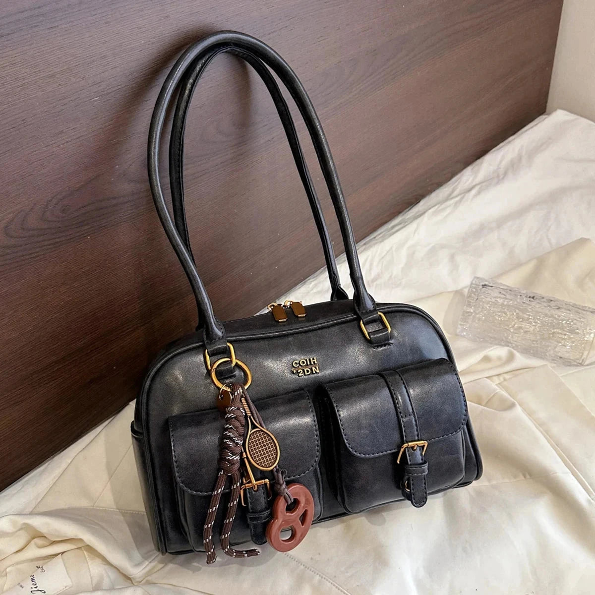 Velouré – Elegant Retro Shoulder Bag Velouré – Elegant Retro Shoulder Bag Blue Wolf Store 