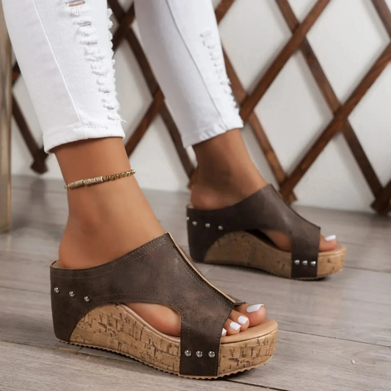 Vintage Charm Wedge Sandals Blue Wolf Store 