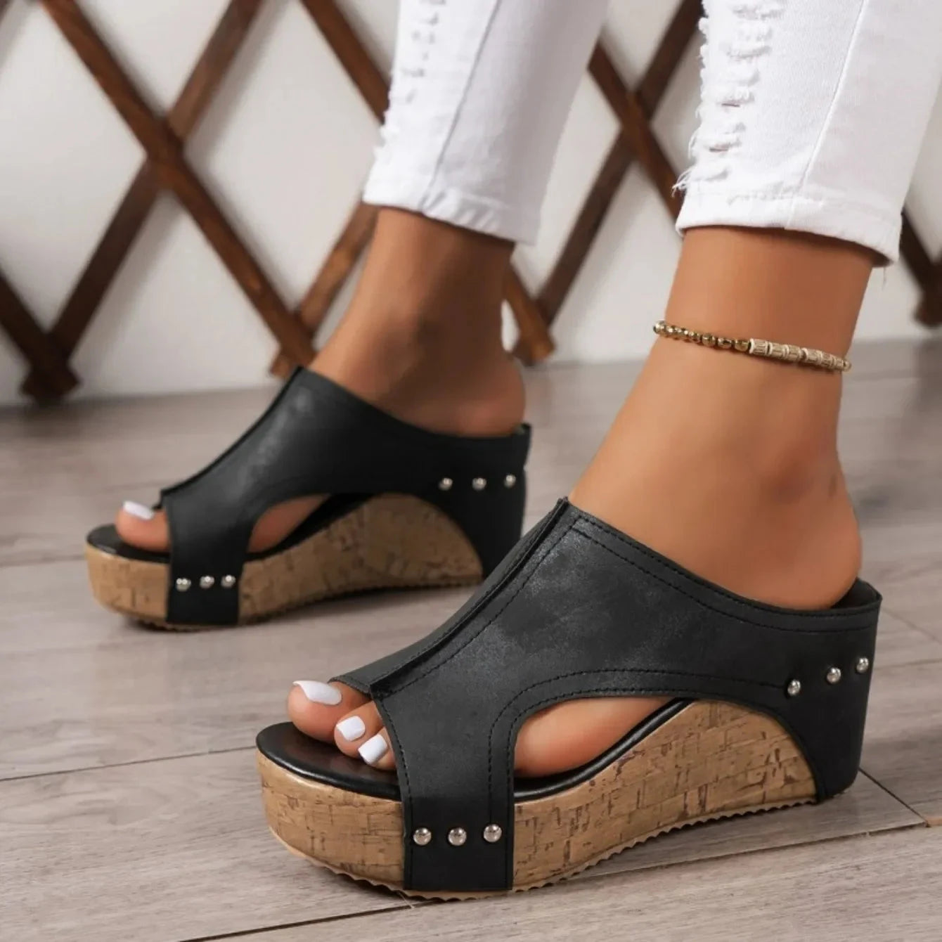Vintage Charm Wedge Sandals Blue Wolf Store 