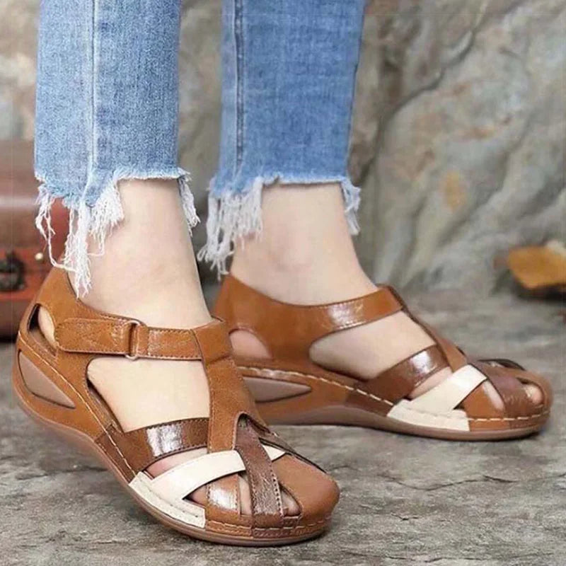 Bequeme Damen Sandale aus Leder 