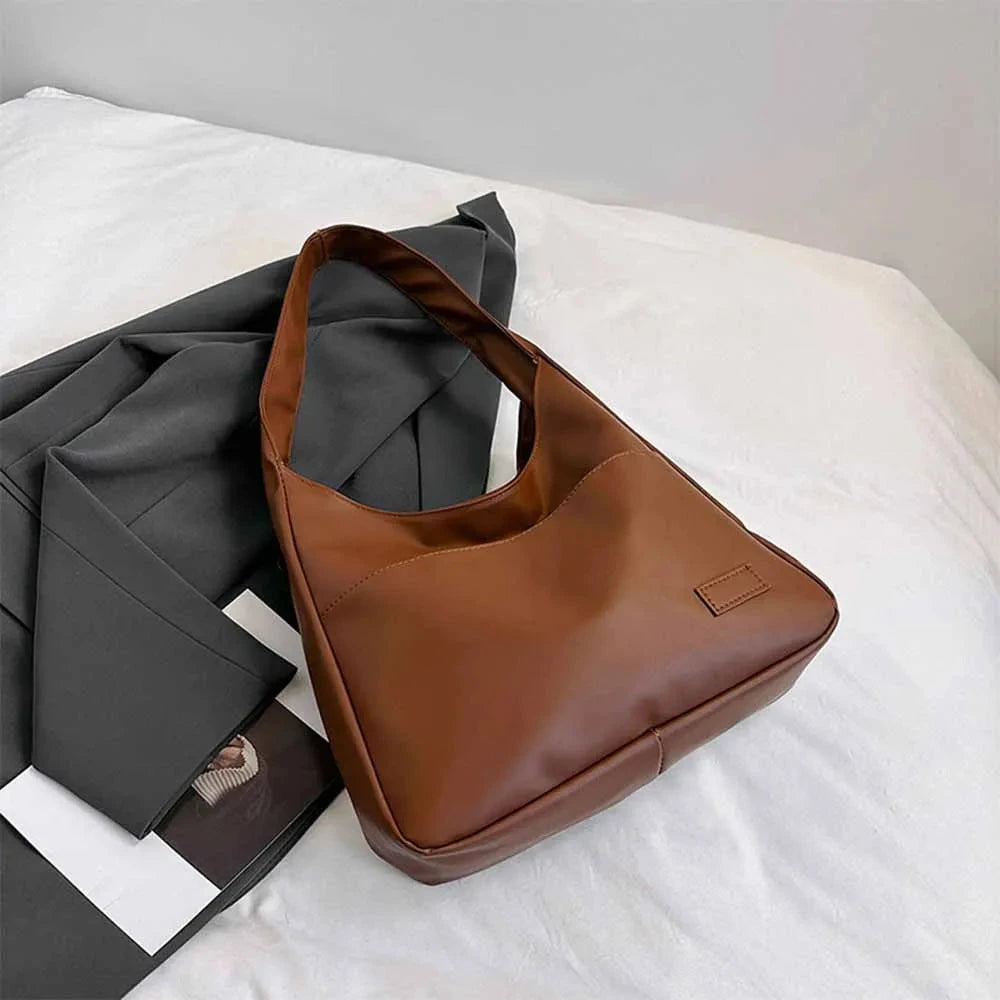 Cosmopolitta – Modern Leather Shoulder Bag Cosmopolitta – Modern Leather Shoulder Bag 