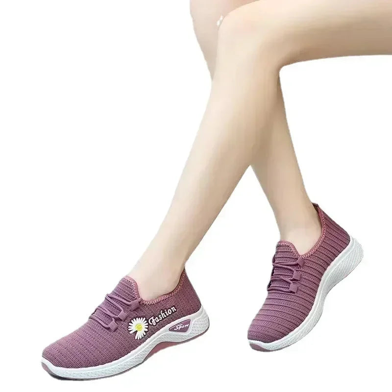 Women's Shoes Autumn New Style True Fly Weaving Old Beijing Cloth Shoes Little Daisy Women's Casual Sports Shoes Walking Shoes Blue Wolf Store 