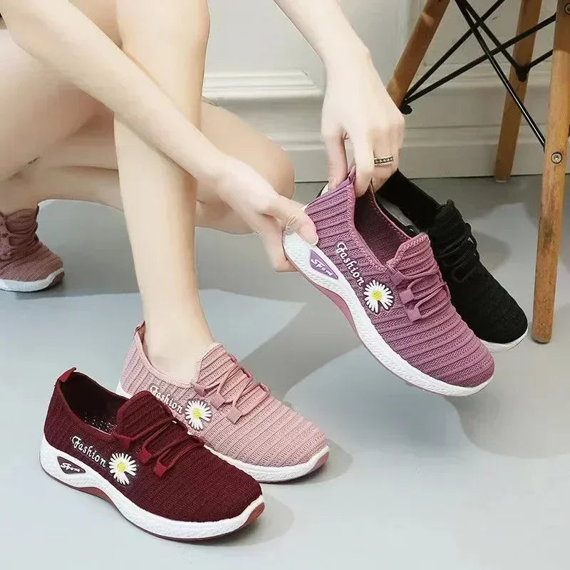 Women's Shoes Autumn New Style True Fly Weaving Old Beijing Cloth Shoes Little Daisy Women's Casual Sports Shoes Walking Shoes Blue Wolf Store 