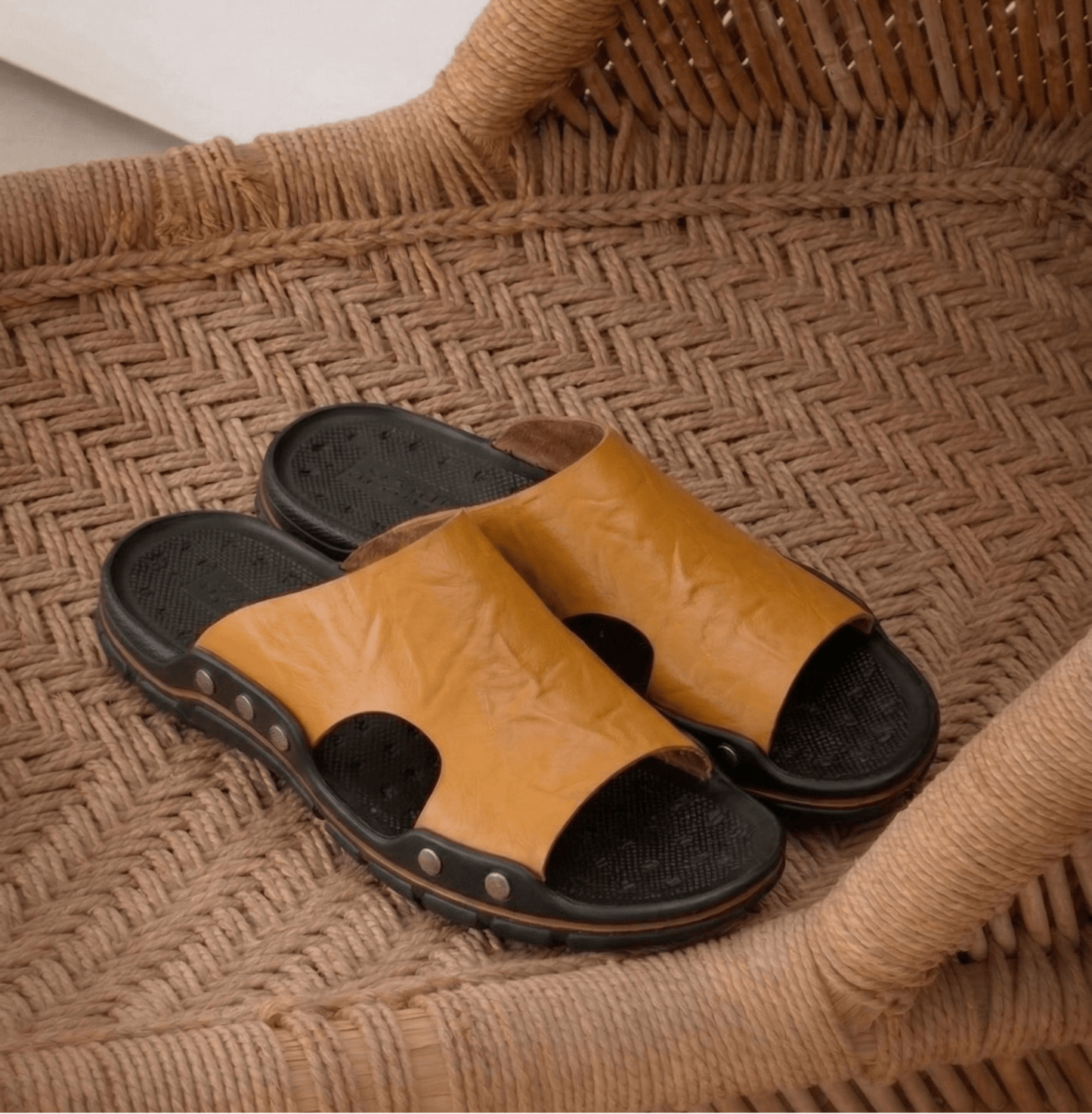 ZYNTRA - Breathable Leather Sandal ZYNTRA - Breathable Leather Sandal Blue Wolf Store 