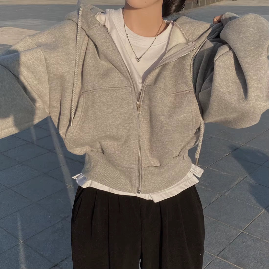 ZyraHood – Oversized Fashion Hoodie ZyraHood – Oversized Fashion Hoodie Blue Wolf Store 